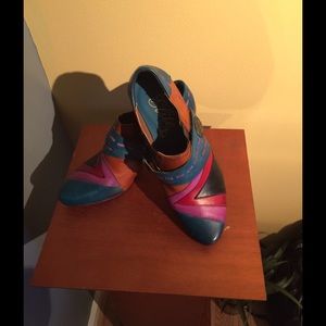 ELITE BY CORKY SAWTOOTH ANKLE BOOT