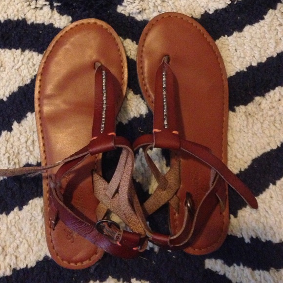 American Eagle size 8 Sandals