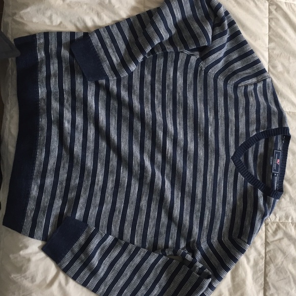 Vineyard vines sweater