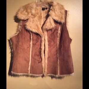 FUR/SUEDE VEST
