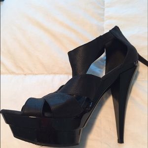 Sexxy Black Platform