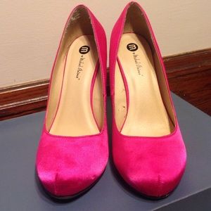Michael Antonio fusha pink