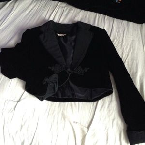 Oscar de la renta short velvet jacket!