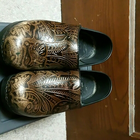 Nursing Clogs