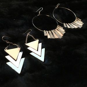 Gold tone dangly earring bundle