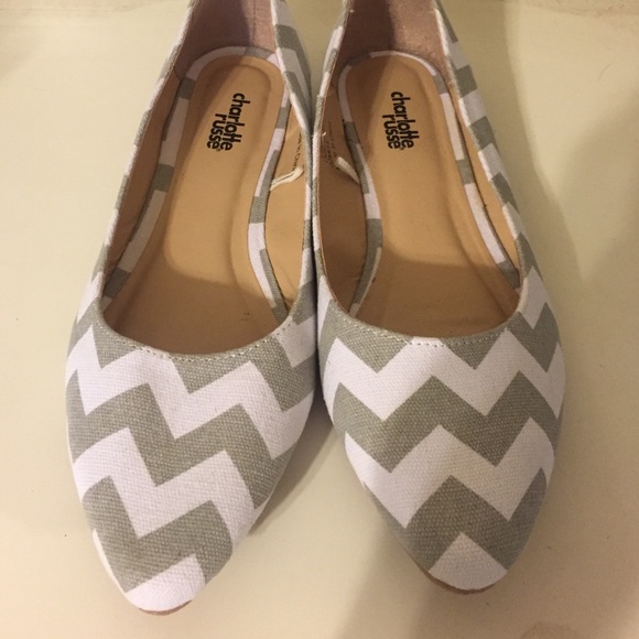 Chevron flats - Picture 2 of 4