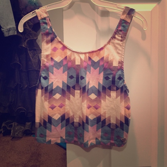 geometric crop top