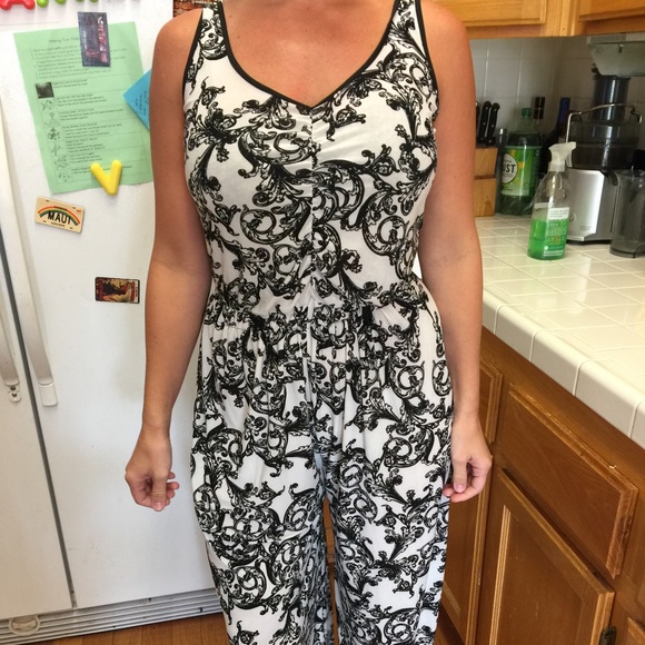 Capri pant romper
