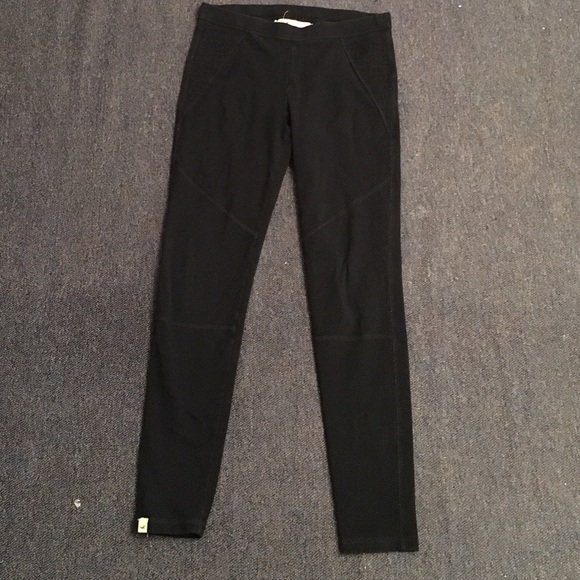 Hollister leggings!