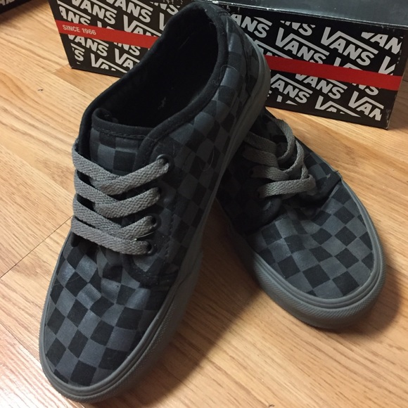 vans vulcanized black