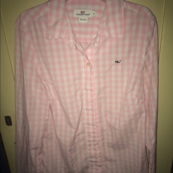 Vineyard vines light pink gingham button down