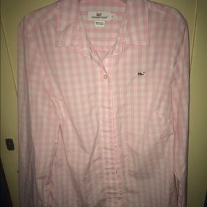 Vineyard vines light pink gingham button down