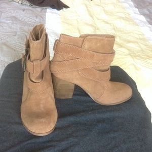 Mossimo Supply CO Tan Booties