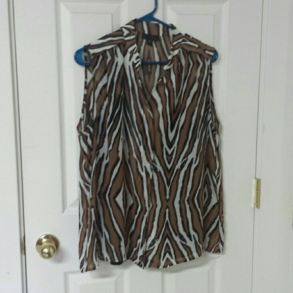 Worthington button up blouse