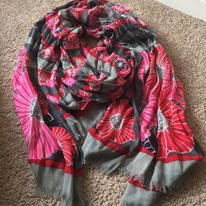 Vera Bradley scarf in Cheery Blossoms