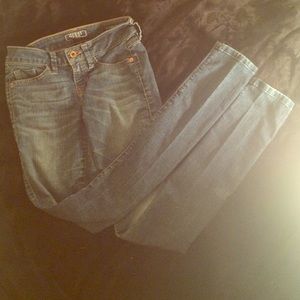 Guess Medium Wash Skinny Jeans