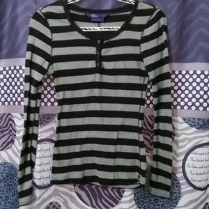 Black & Gray long sleeved shirt