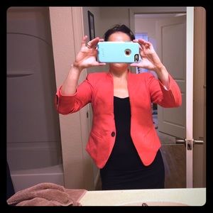 Functional Bright cropped blazer! NWT