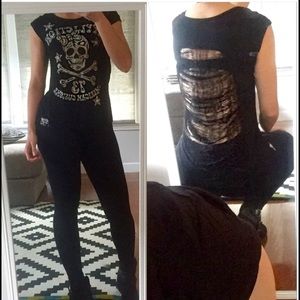 Affliction top size small