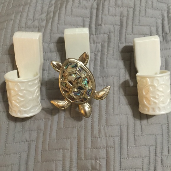 3 bath and body works wallflower scent plug ins!