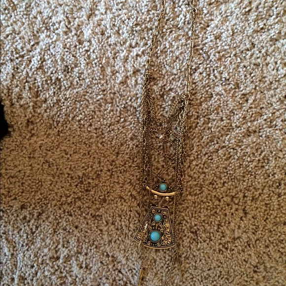 Gold spike layered pendant necklace