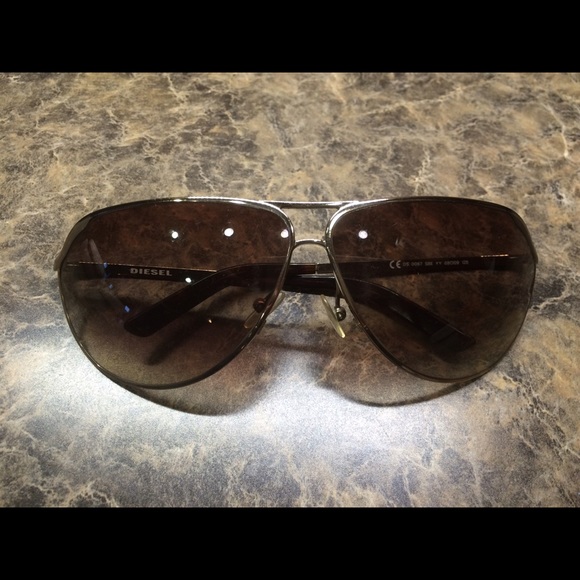 Diesel Unisex Sunglasses - Picture 1 of 2