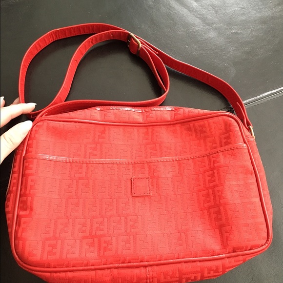 FF cross body 🎉 Sold