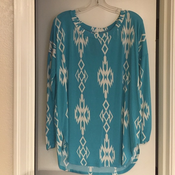 Casual blouses