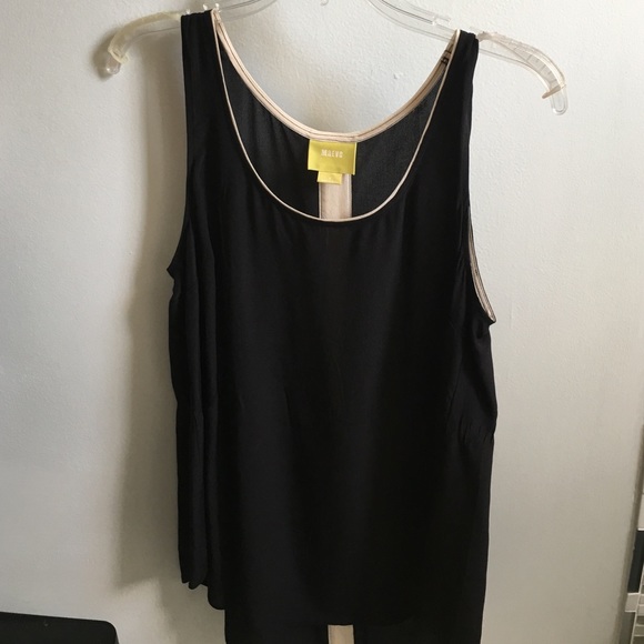 Black w/ beige detail tank