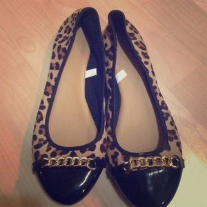 NWOT cheetah print flats!