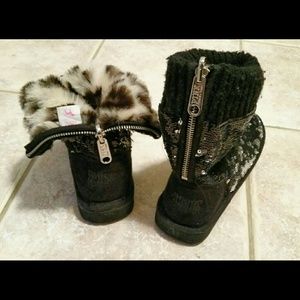 SOLD!! VS PINK Bling Sequin Fur Mukluk Booties