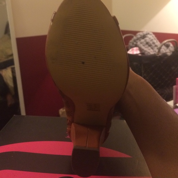 Peep toe summer heels - Picture 3 of 4