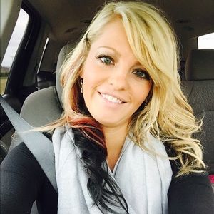 Meet your Posher, Sherry