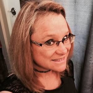 Meet your Posher, Beth