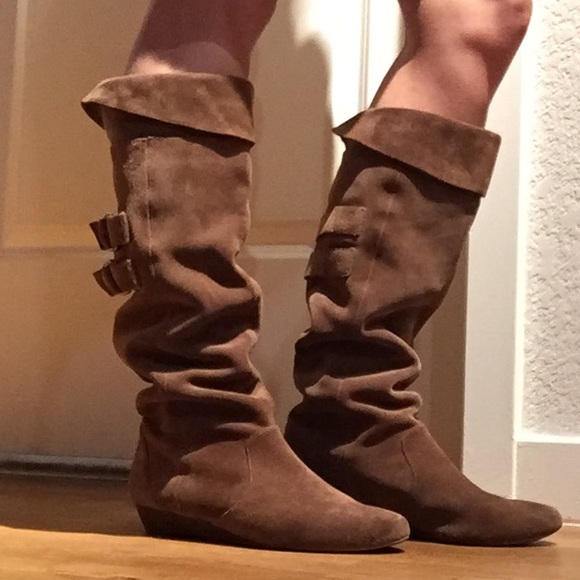 Suede brown boots with buckles size 7.5 - Picture 4 of 4