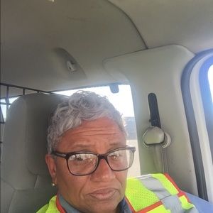 Meet your Posher, Charmaine