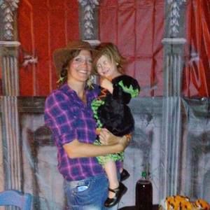 Meet your Posher, Angela