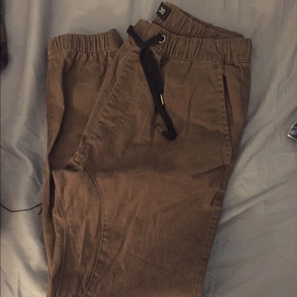 Joggers - Picture 2 of 2