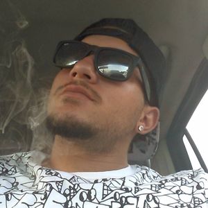 Meet your Posher, Marlon