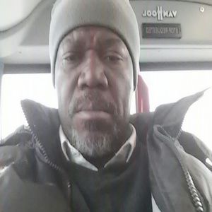 Meet your Posher, Derriek