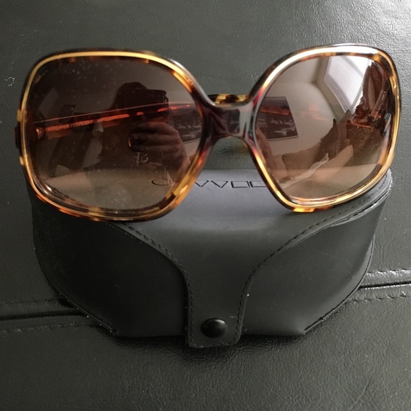 🎉Sold🎉Oliver People's Sunnies