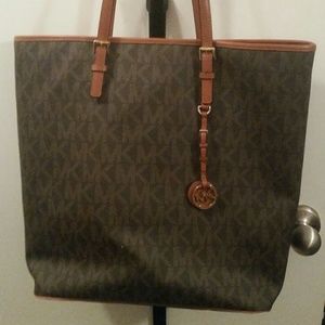 Authentic Micheal Kors Large Tote