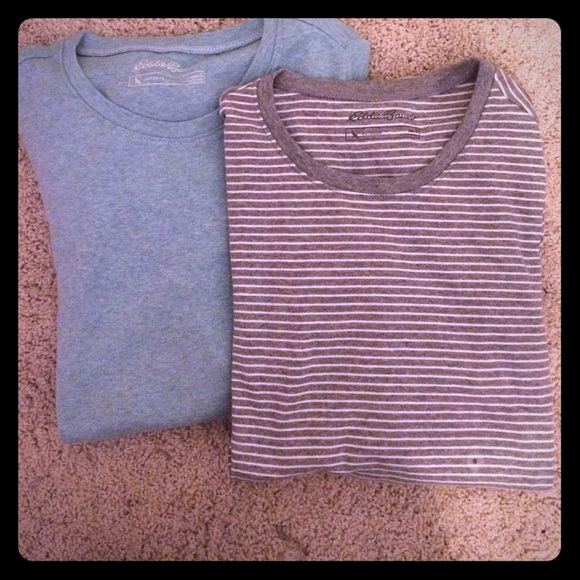Bundled long sleeved tshirts sz small