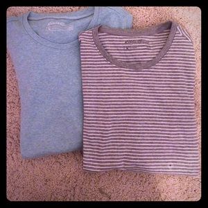 Bundled long sleeved tshirts sz small