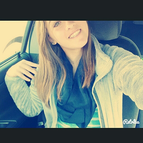 Meet your Posher, Rebecca