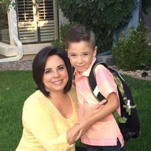 Meet your Posher, Lynette