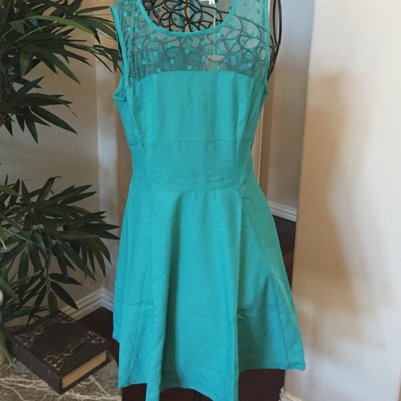 Sleeveless Fit & Flare Dress - Picture 4 of 4