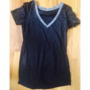 Black Lululemon work out top
