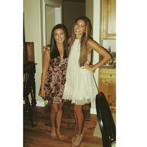 Meet your Posher, Victoria