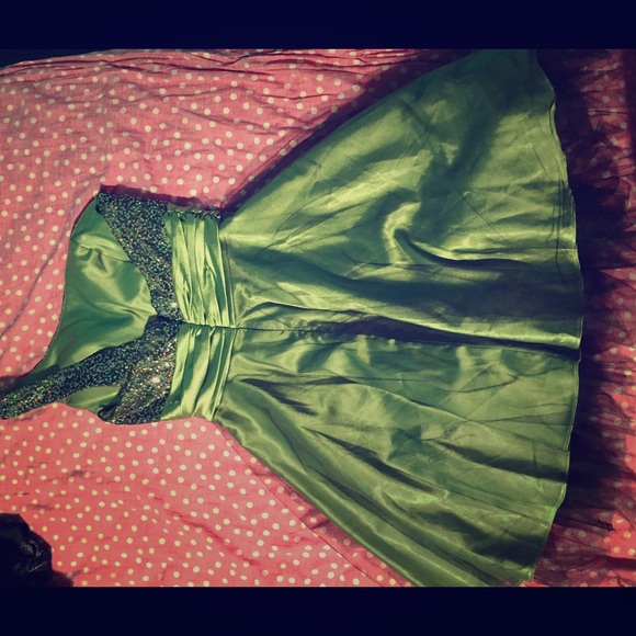 Homecoming Dress Green one shoulder super cute